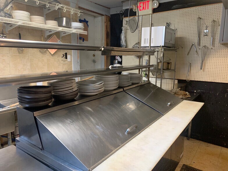 More Photos Of 233 Market St, Lewisburg General Retail For Sale