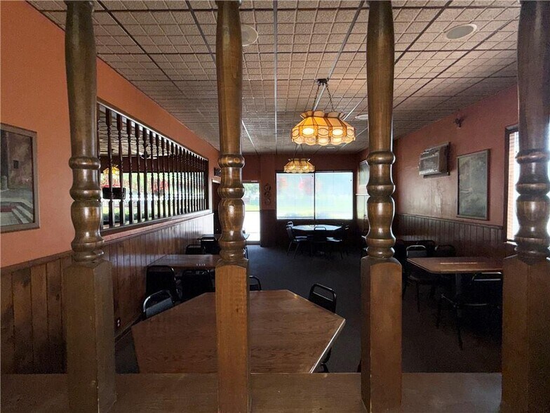 More Photos Of 24 Oneida St, Oneonta Restaurant For Sale