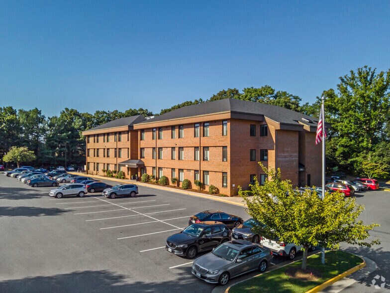 More Photos Of 3301 Woodburn Rd, Annandale Medical For Lease