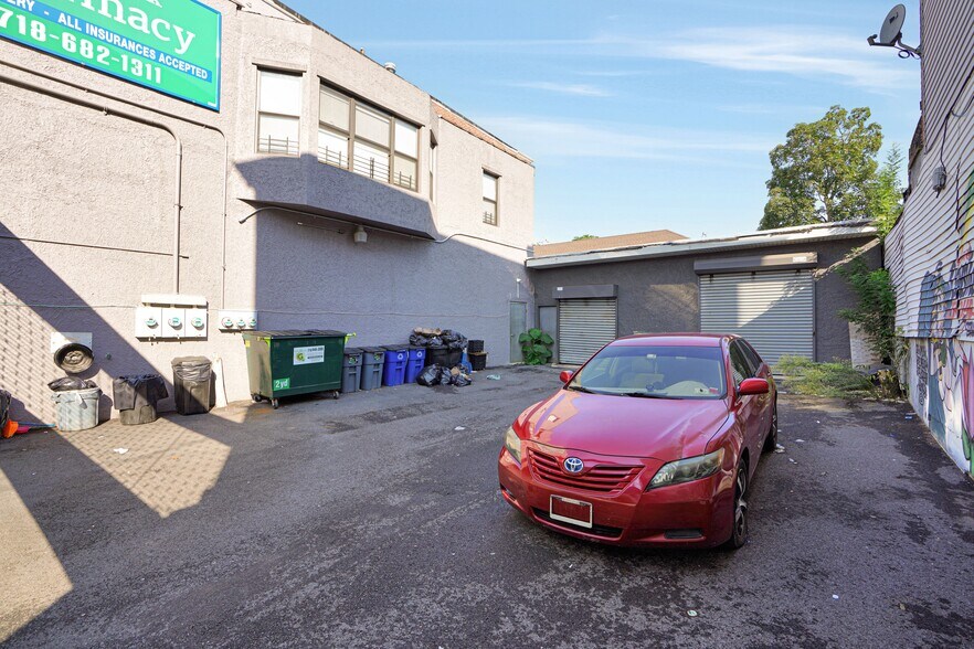 More Photos Of 219-225 Broad st, Staten Island Apartments For Sale