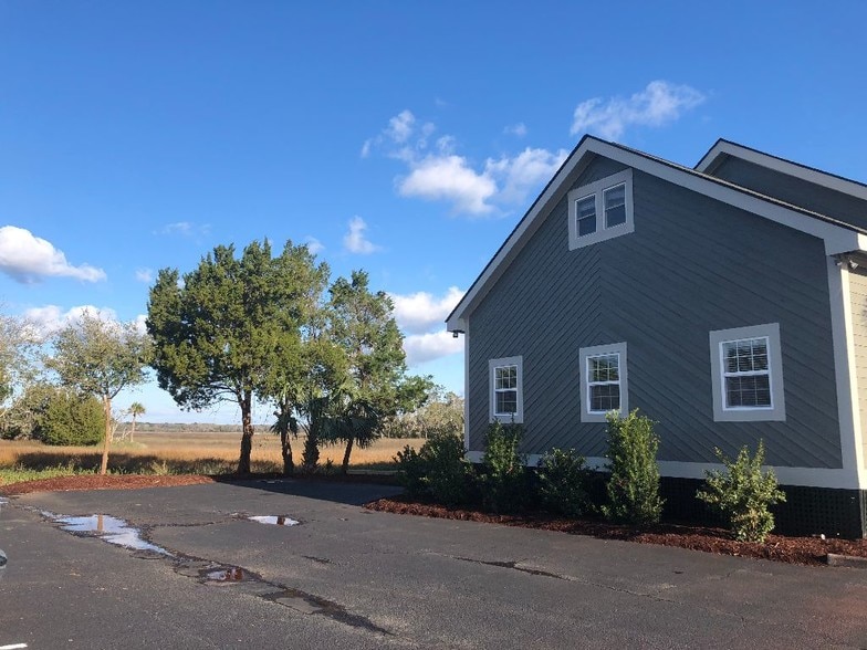 More Photos Of 1003 Landfall Way, Johns Island Office Residential For Sale