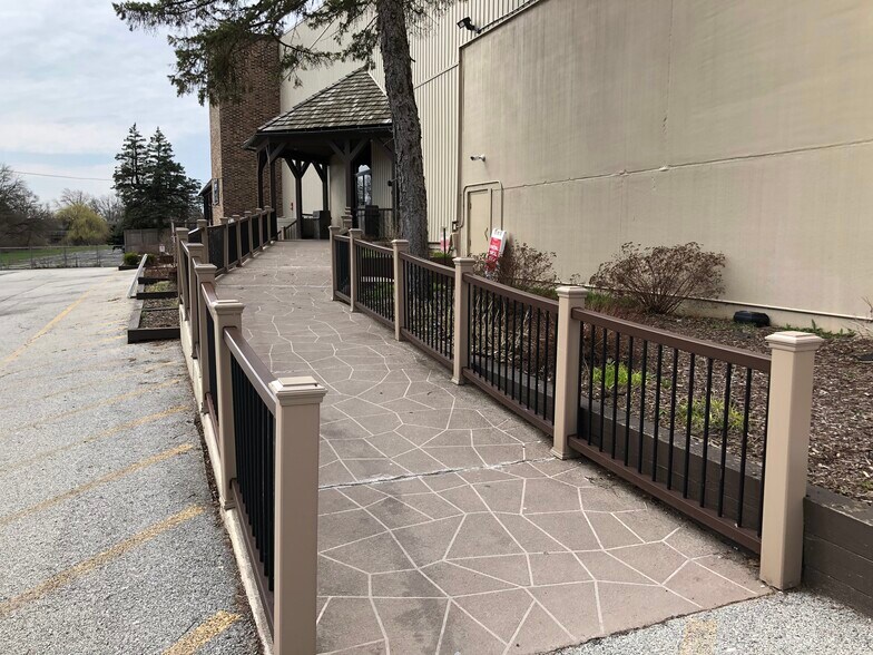 More Photos Of 8300 Wolf Rd, Willow Springs Health Club For Sale