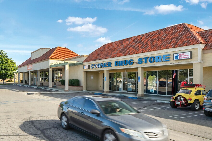 More Photos Of 2093 E Florida Ave, Hemet General Retail For Lease