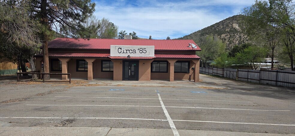 More Photos Of 382 Sudderth Dr, Ruidoso General Retail For Lease