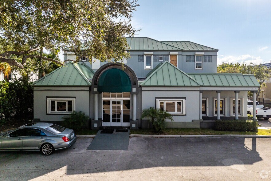 More Photos Of 540 S Federal Hwy, Deerfield Beach Freestanding For Lease