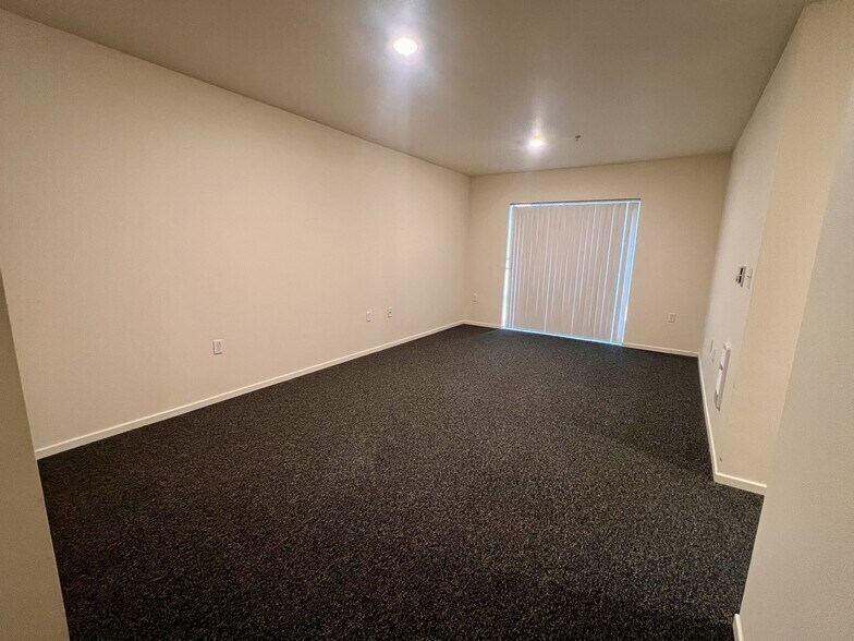 More Photos Of 621 Broadway St, Vancouver Apartments For Lease