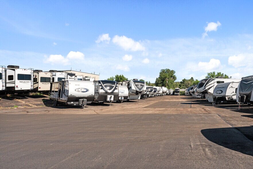 More Photos Of 3204-3208 E Platte Ave, Colorado Springs Auto Dealership For Sale