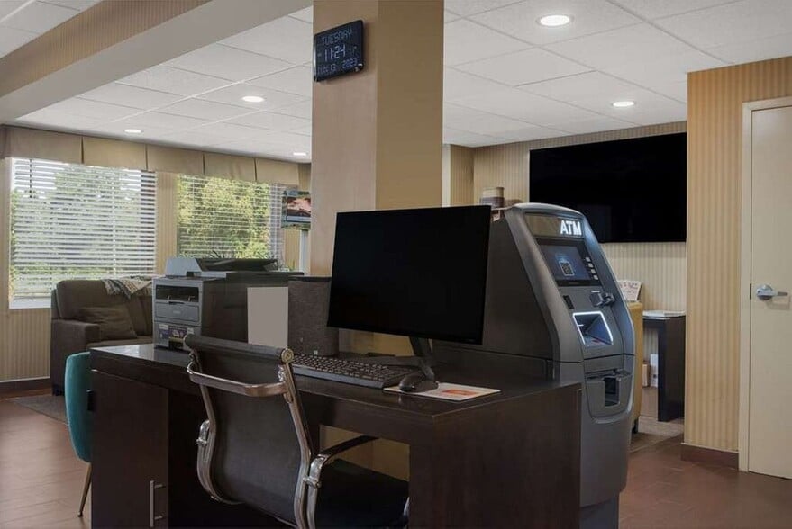 More Photos Of 1435 Doron Dr, Chambersburg Hotel For Sale