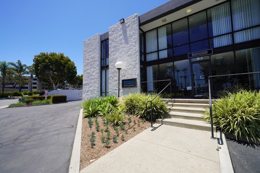 More Photos Of 1599 Superior Ave, Costa Mesa Unknown For Lease