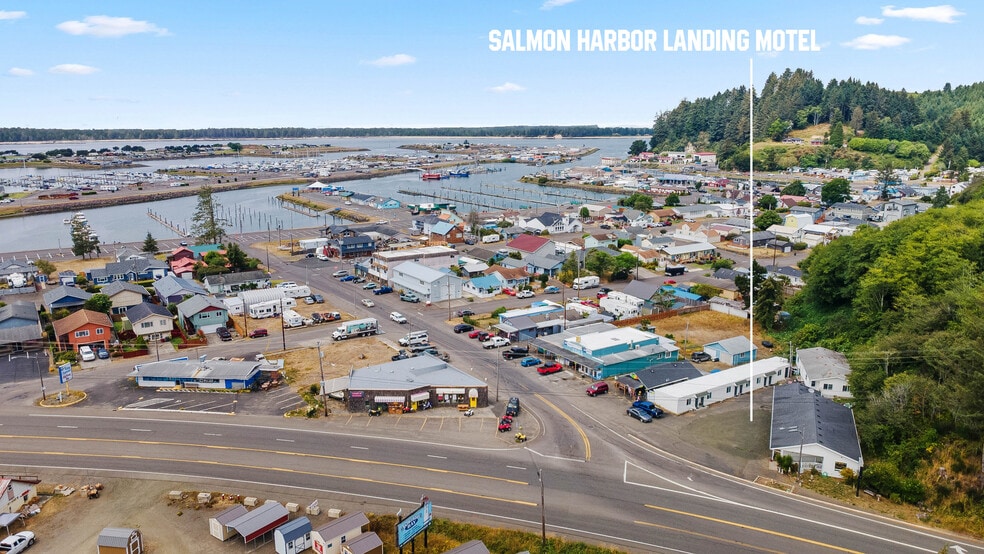 Primary Photo Of 265 8th St, Winchester Bay Hotel For Sale