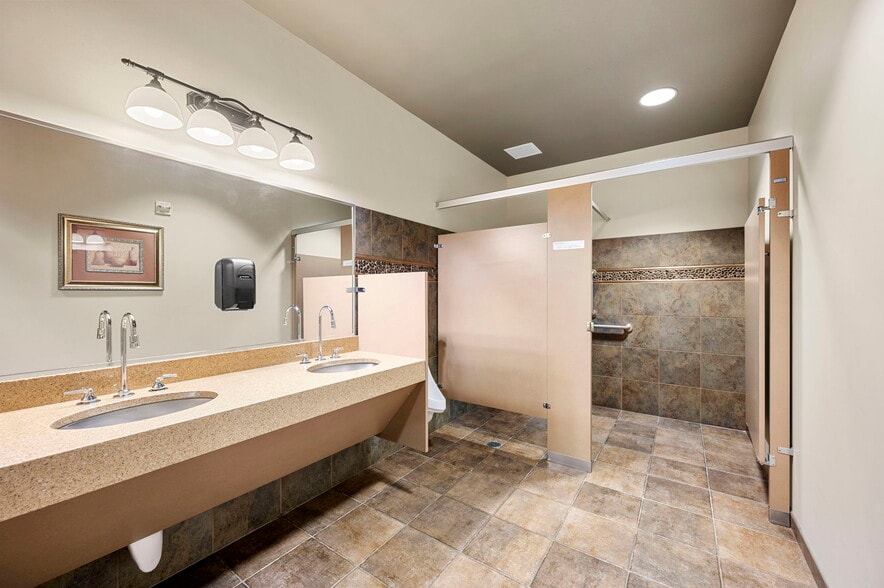 More Photos Of 3470 Centennial Blvd, Colorado Springs Medical For Lease