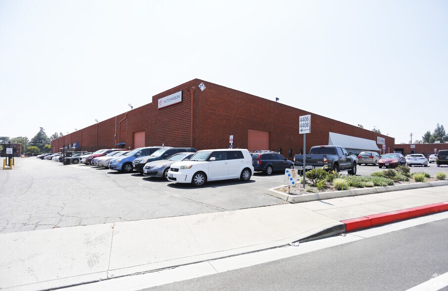 Primary Photo Of 4510 W Vanowen St, Burbank Warehouse For Sale