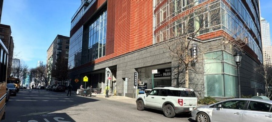 Primary Photo Of 75 2nd Pl, New York Parking Garage For Sale