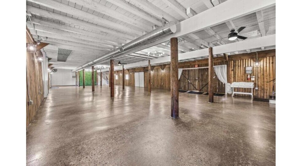 More Photos Of 4340 Pine Rd, Junction City Specialty For Sale