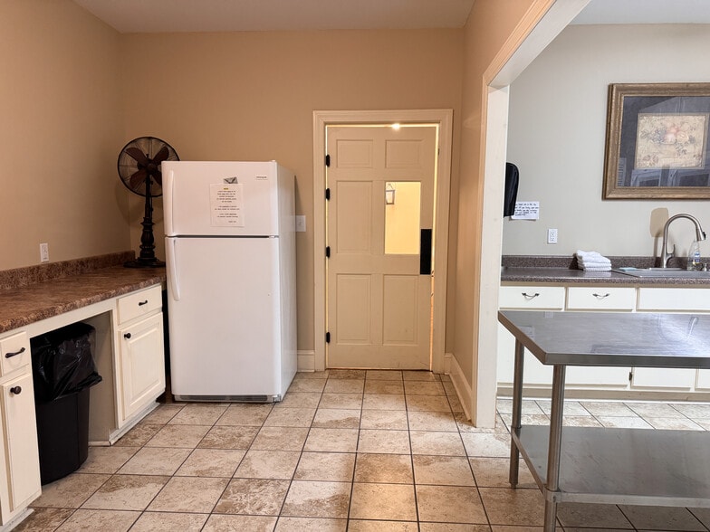 More Photos Of 218 Frostland Dr, Water Valley Religious Facility For Sale