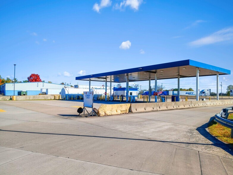 More Photos Of 818 Corning Way, Martinsburg Truck Terminal For Sale