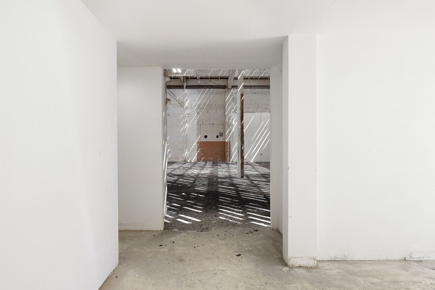 More Photos Of 205 N Park Ave, Pomona Warehouse For Lease