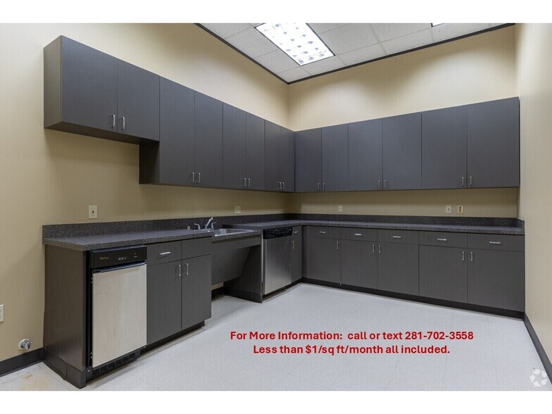 More Photos Of 450 Gears Rd, Houston Office For Lease