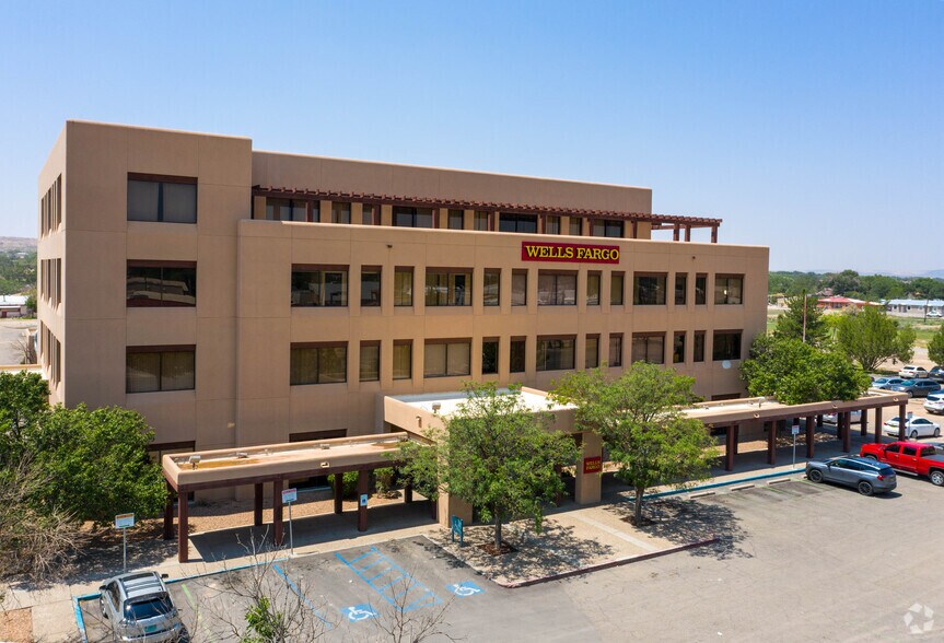 More Photos Of 101 S Main St, Belen Office For Sale