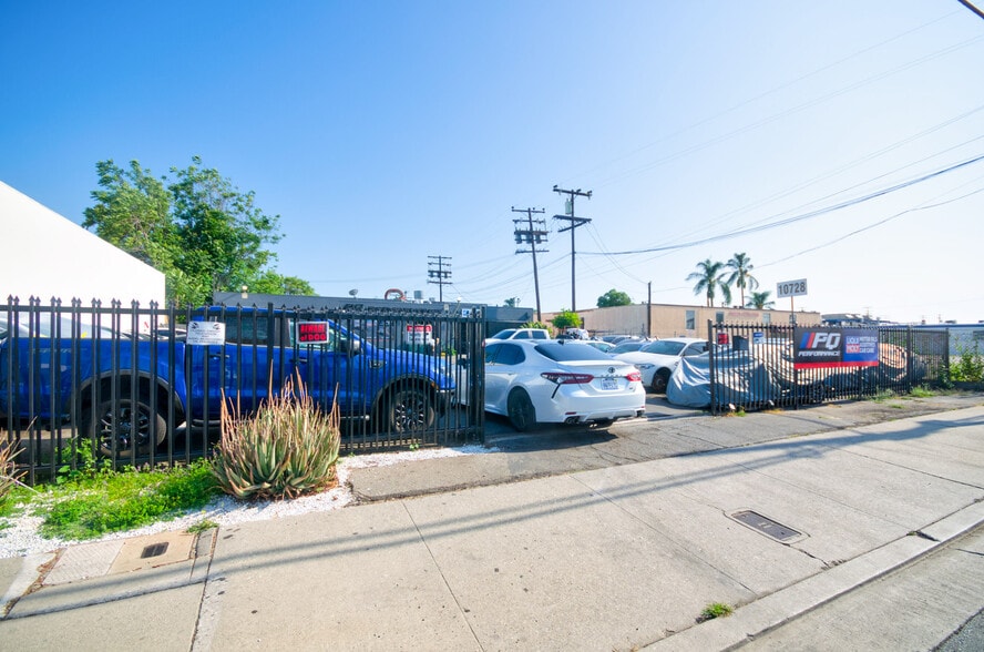 More Photos Of 10728 Rush St, South El Monte Auto Dealership For Sale
