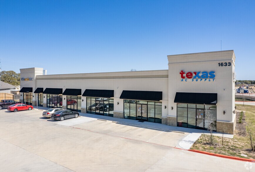 More Photos Of 1633 Highway 183, Leander Freestanding For Lease