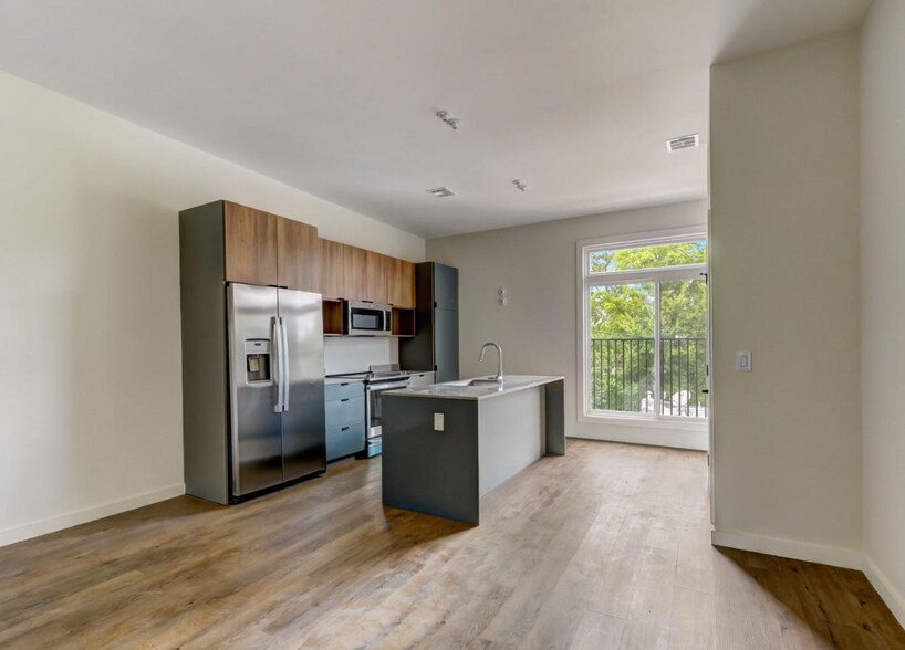 More Photos Of 619 N 35th St, Philadelphia Apartments For Sale