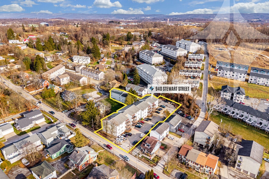 More Photos Of 940 Stewart St, Morgantown Apartments For Sale