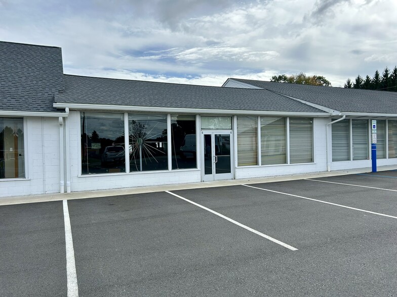 Primary Photo Of 7550 Interchange Rd, Lehighton Freestanding For Lease