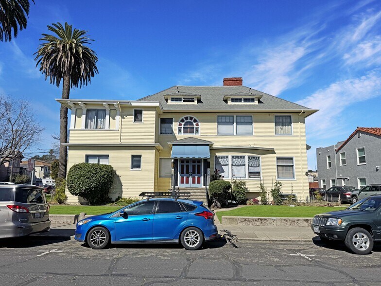Primary Photo Of 1301 Walnut St, Alameda Apartments For Sale