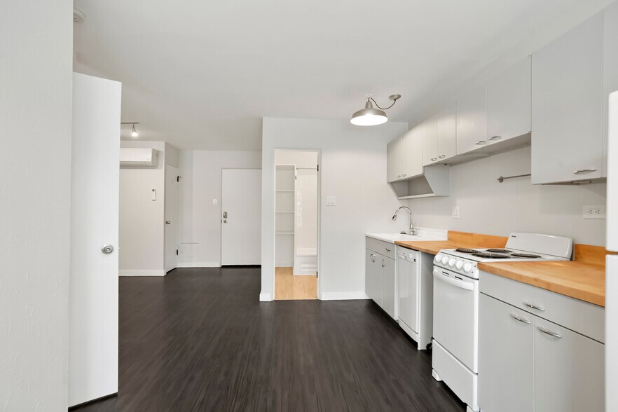 More Photos Of 2900 Lowell Blvd, Denver Apartments For Sale