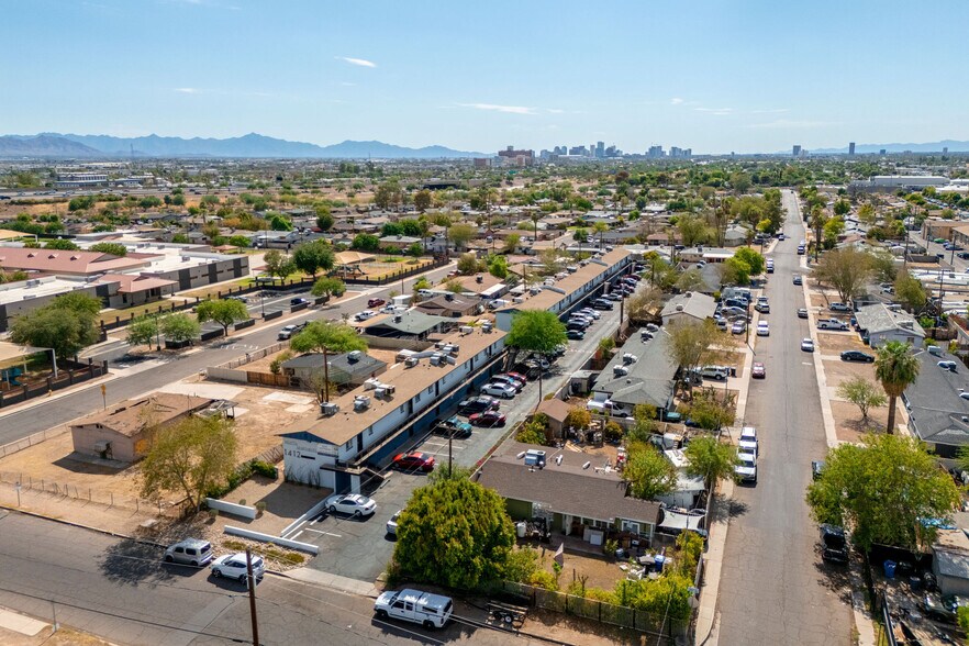 More Photos Of 1412 N 35th St, Phoenix Apartments For Sale