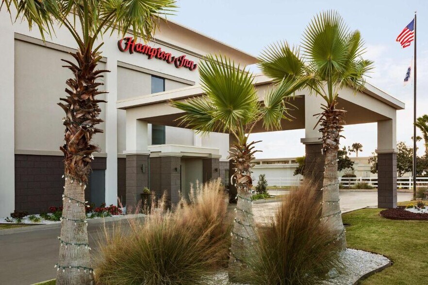 More Photos Of 1720 Brunswick Highway 82, Waycross Hotel For Sale