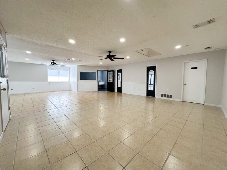 More Photos Of 2210 E Highway 190, Copperas Cove Freestanding For Sale