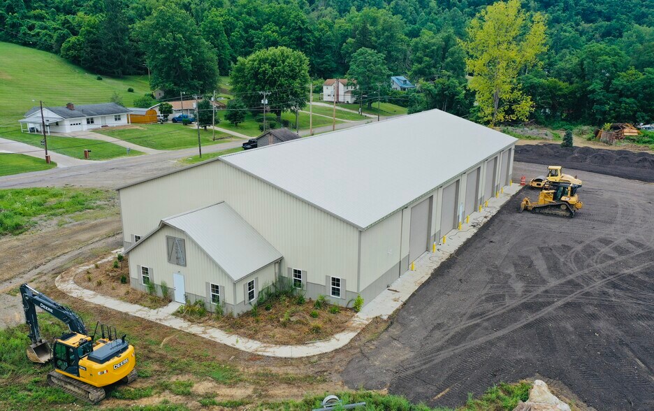 More Photos Of State Route 149, Bellaire Warehouse For Lease