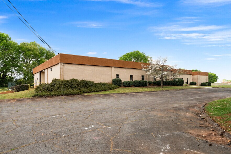 More Photos Of 112 Old Mill Rd, Cartersville Research And Development For Sale