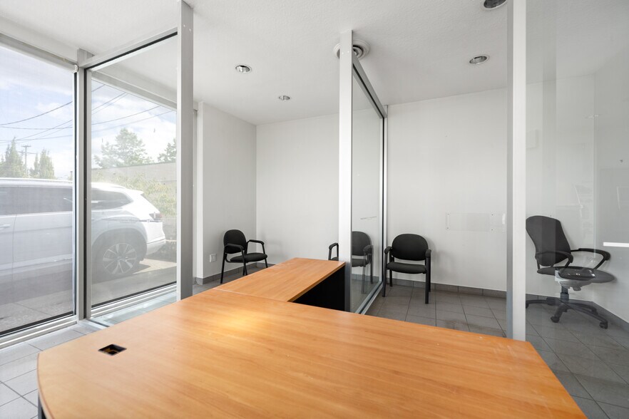 More Photos Of 4921 Wellington Rd, Nanaimo General Retail For Lease
