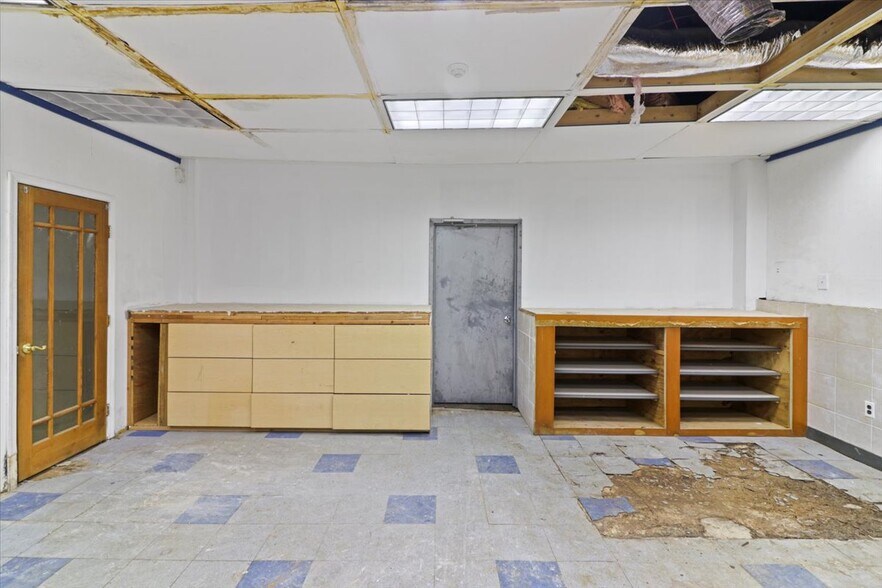 More Photos Of 2254-60 N 3rd St, Philadelphia Office For Sale