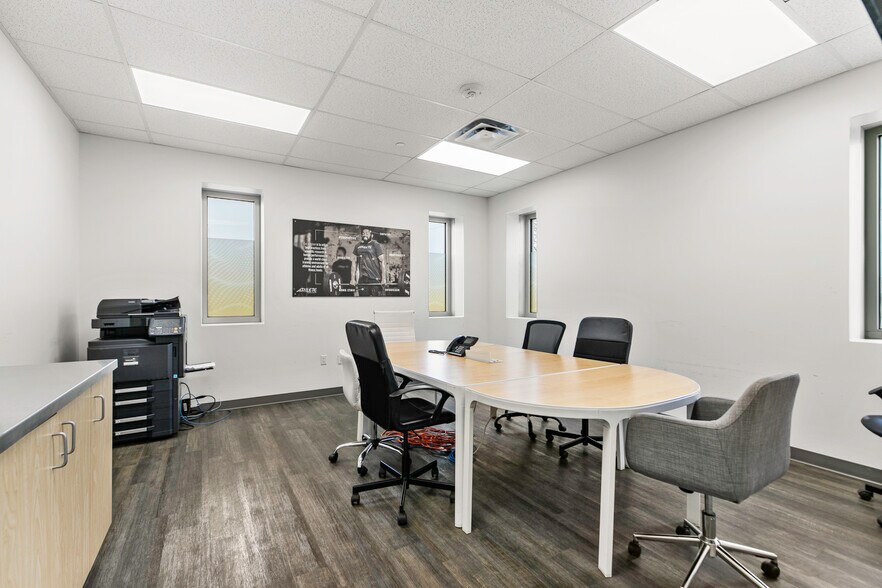 More Photos Of 19711 Stuebner Airline Rd, Spring Medical For Lease