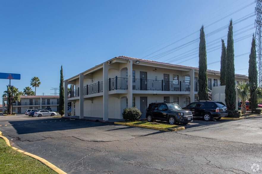 More Photos Of 6 N Sam Houston Pky E, Houston Hotel For Sale