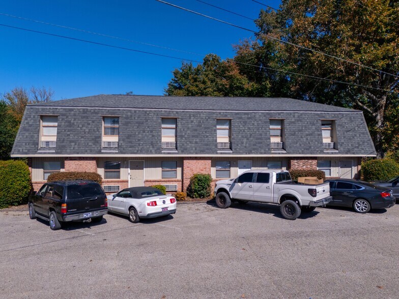 More Photos Of 306 N Main St, Lexington Apartments For Sale