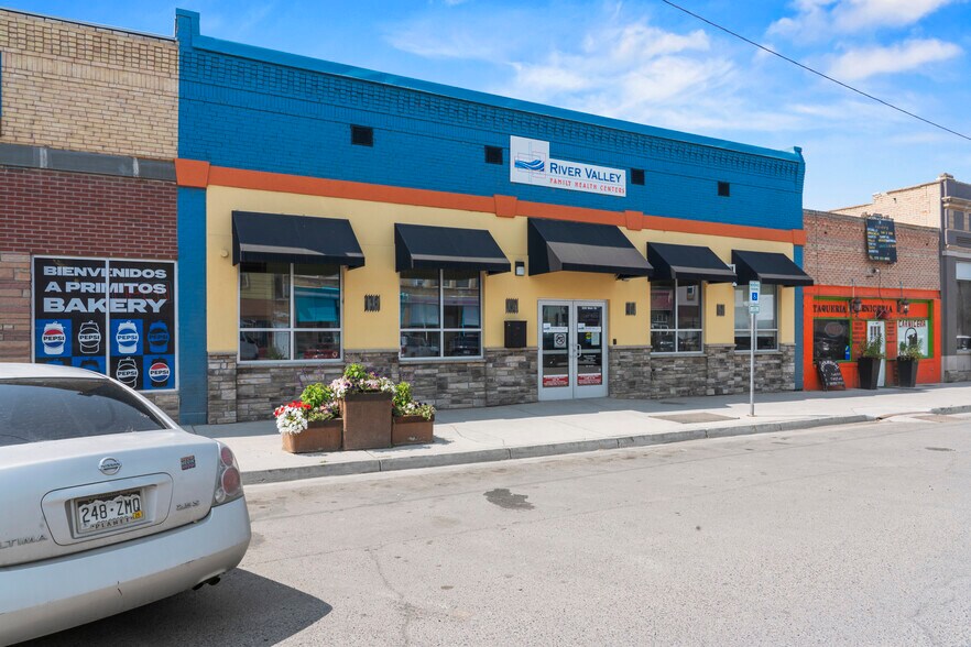 More Photos Of 308 Main St, Olathe Medical For Lease