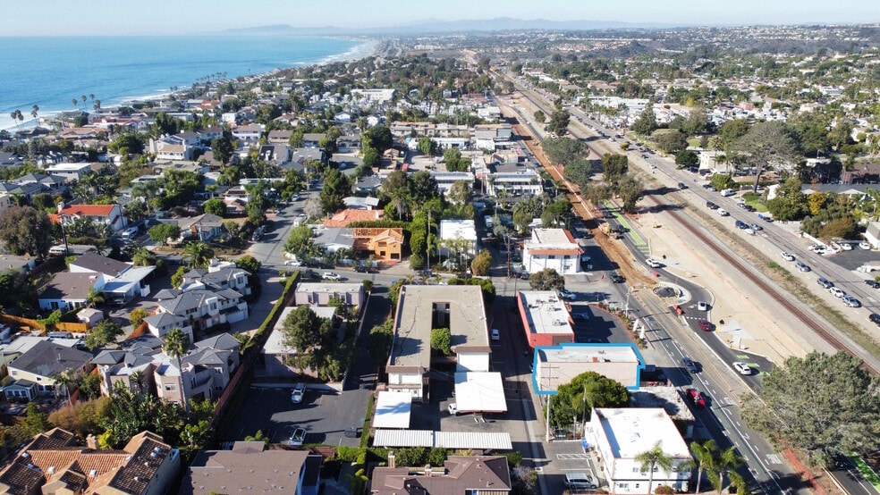 More Photos Of 1354 N Coast Hwy 101, Encinitas Office For Lease