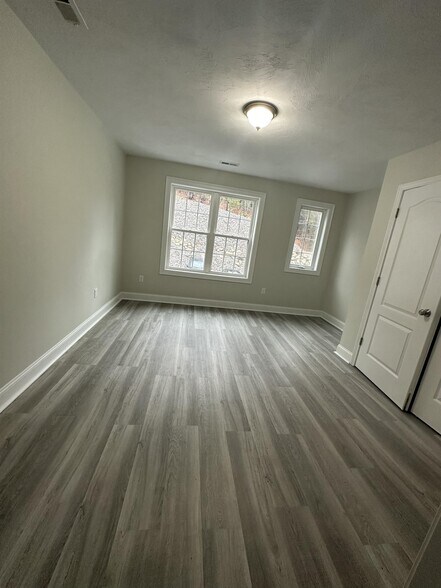 More Photos Of 89 W Main St, Northborough Apartments For Sale