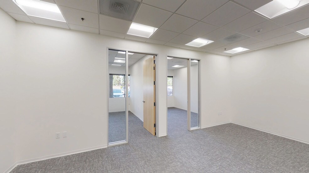 More Photos Of 5500 Ming Ave, Bakersfield Unknown For Lease