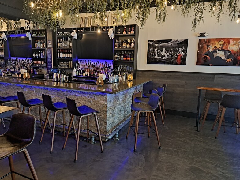 More Photos Of 1959-3310 NE Jensen Beach Blvd, Jensen Beach Storefront Retail Office For Sale