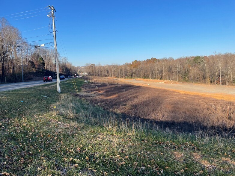More Photos Of 1 Ashland City Rd, Clarksville Land For Sale