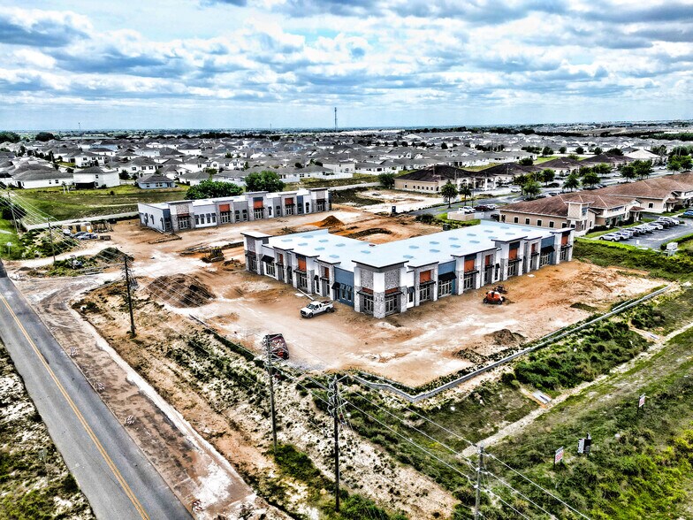 More Photos Of 2200 Forest Lake Dr, Davenport General Retail For Sale