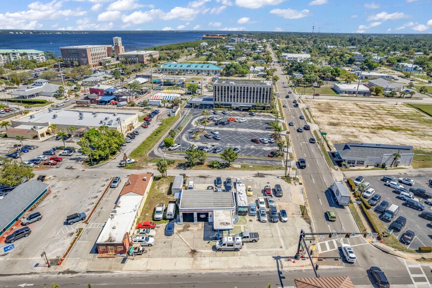More Photos Of 236 Tamiami Trl, Punta Gorda Auto Repair For Sale