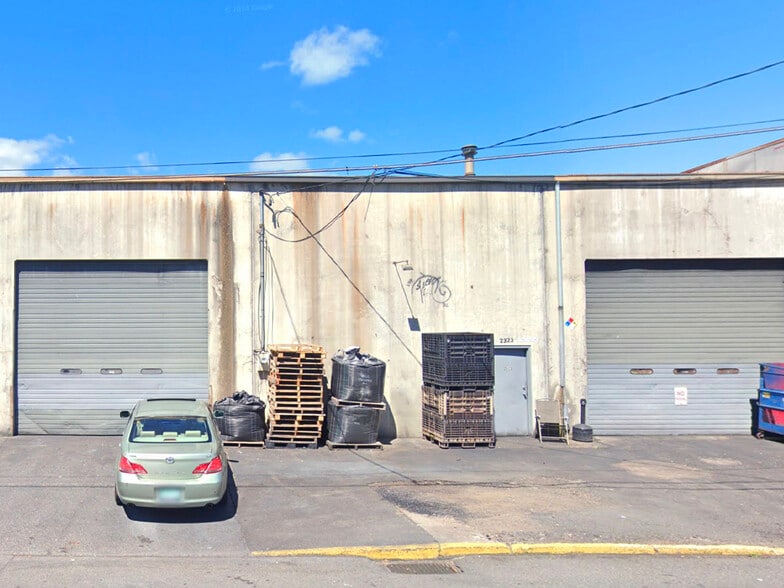 More Photos Of 2323 NW 29th Ave, Portland Warehouse For Lease