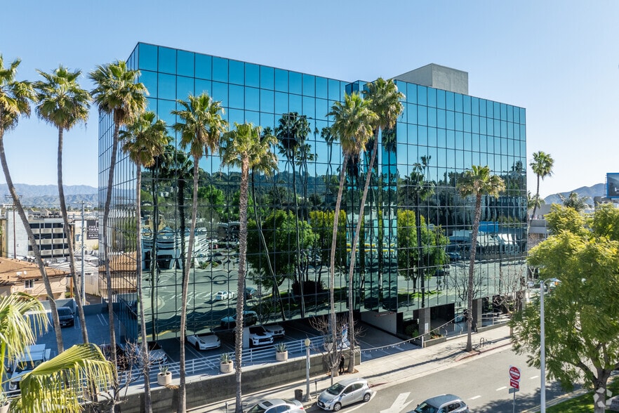 More Photos Of 12001 Ventura Pl, Studio City Office For Lease